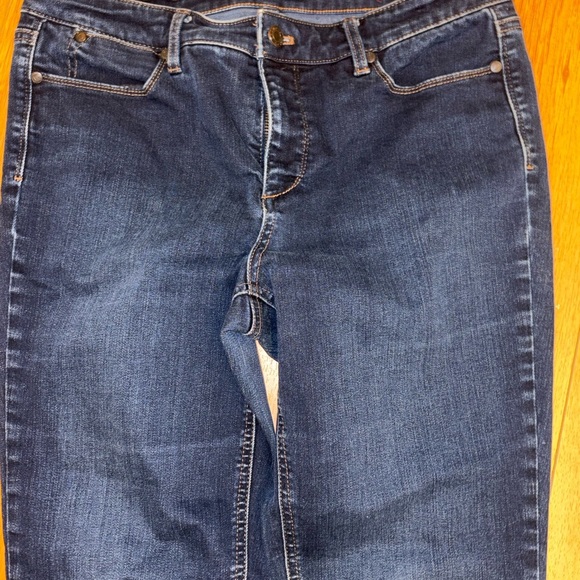 Talbots Flawless Five Pocket Stretch Jeans Denim Size 8 Straight - Picture 2 of 4